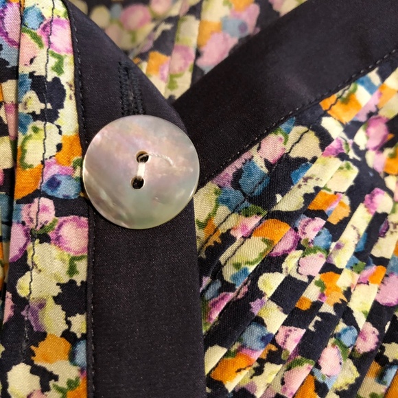 Elizabeth and James Tokyo silk ditsy floral kimono blouse - Picture 8 of 8